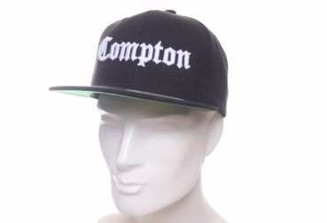 Mister Tee Compton Snapback schwarz